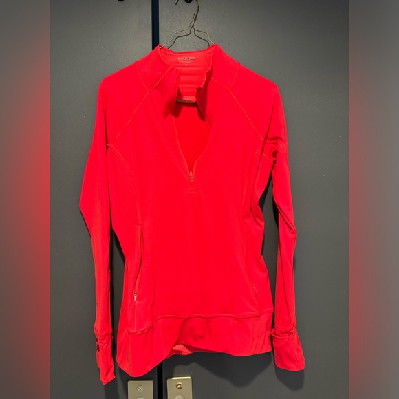 Athleta pull over 1/4 zip in perfect condition! Thick / nice quality - Picture 2 of 7